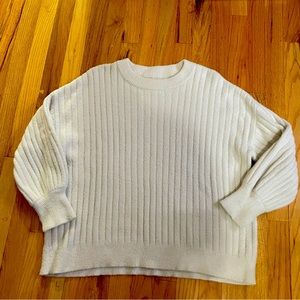 Aerie cream sweater size M